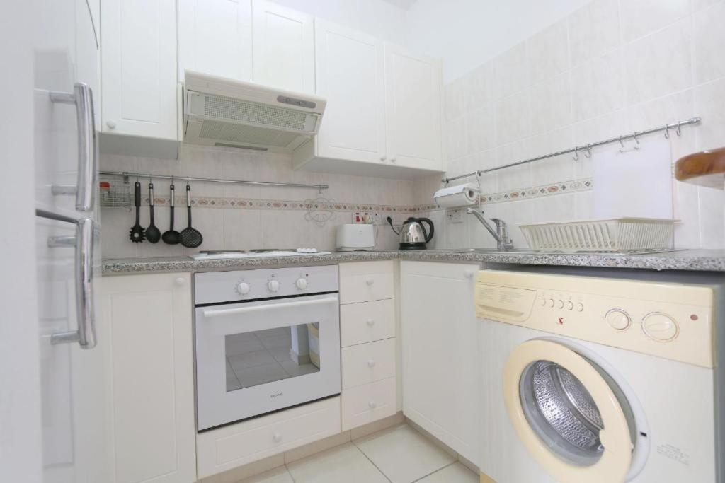 Limnaria H Apartament Pafos